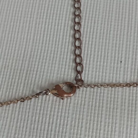 Mini Heart Shaped Engraved G Initial Pendant Gold Toned Lightweight Necklace - Picture 8 of 9